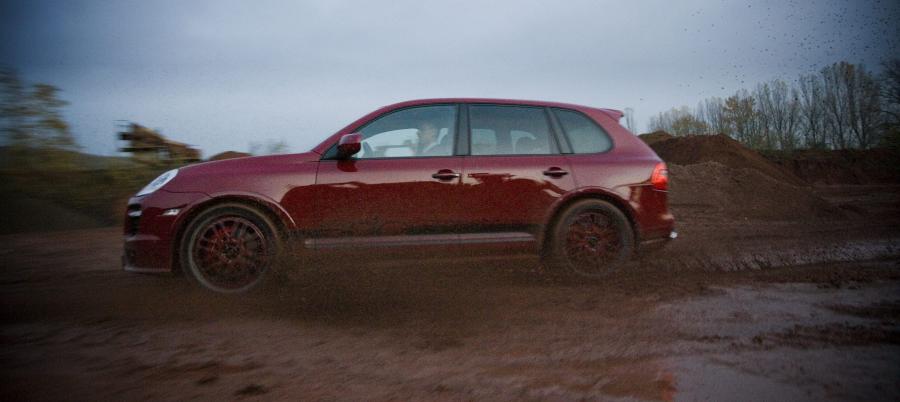  Porsche Cayenne GTS by Edo Competition 2008 года  (фото 6 из 51)